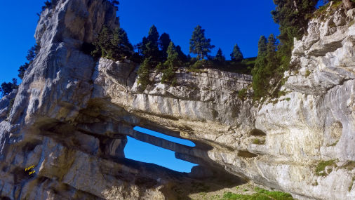 la tour percée charteuse